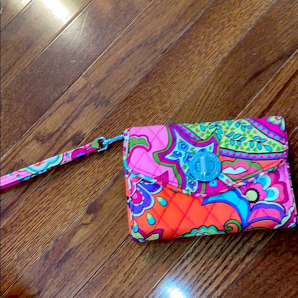 Vera Bradley wristlet, EUC